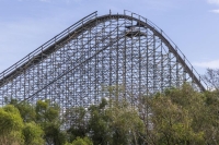 Demolition to resume on New Orleans Six Flags site after scrap metal issue. What to know.